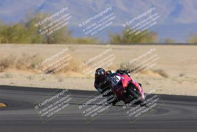 media/Dec-04-2022-CVMA (Sun) [[e38ca9e4fc]]/Race 9 Supersport Middleweight Shootout/